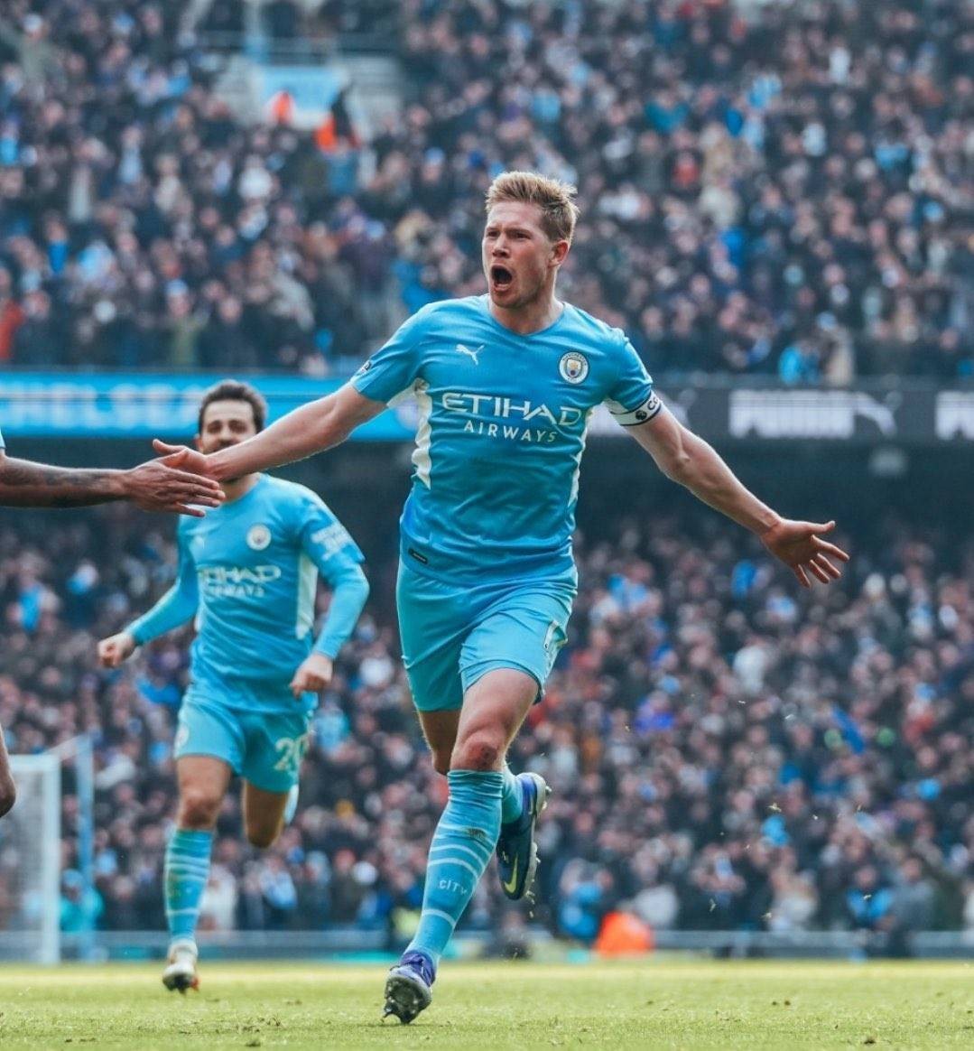 高二少女篮球场上炸翻全场自述答案只有努力