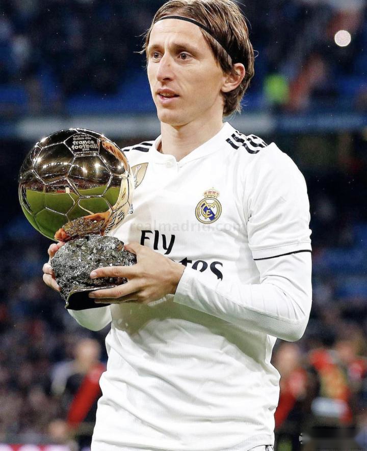 东体：波耶特辞职是为助教出头，中超有球队有意聘请他执教