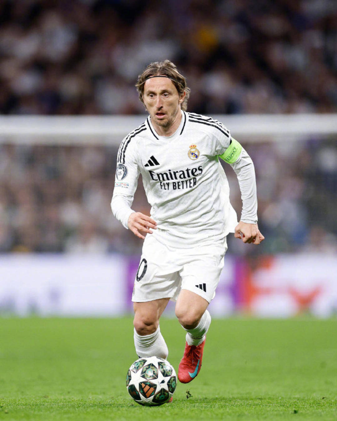 凯恩：点球判罚非常严厉，这样的胜利会给我们带来额外的信心